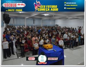 Alunos do Colgio Educacional Sculo XXI homenageiam Pais com apresentaes na Cmara Municipal de Goioer