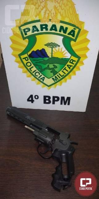 Polcia Militar de Maring registra acidente de veculo roubado e encontra simulacro de arma