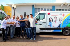 Prefeitura e Cmara promovem entrega de duas novas ambulncias para a sade de Goioer