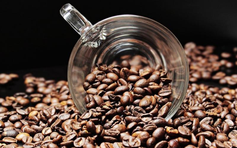 Seca e dólar puxam alta no valor do café, o maior em 25 anos