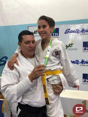Academia Souza conquista 45 medalhas e trofu de 2 colocado Geral na Copa dos Campees em Curitiba