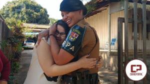 Equipe da Polcia Militar de Cianorte visita jovem que admira a PM
