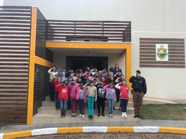 7 BPM recebe visita de Alunos da Escola Municipal Nsia Floresta de Cruzeiro do Oeste