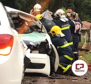 Veculo da prefeitura de Goioer se envolve em acidente entre Goioer e Campo Mouro