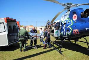 Helicptero do SAMU transporta paciente de Goioer para Campo Mouro