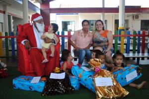140 crianas do CMEI Bonifcio Cionek receberam brinquedos doados pela comunidade em Goioer