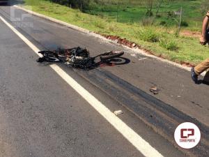 Motociclista perde a vida em acidente com carreta na entrada de Tuneiras do Oeste