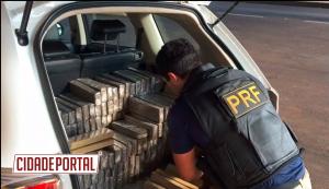 Polcia Rodoviria Federal apreende 845 quilos de maconha e recupera utilitrio roubado