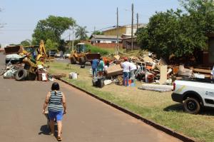 Ecoponto na Vila Guara supera expectativas em volume de produtos inservveis recolhidos