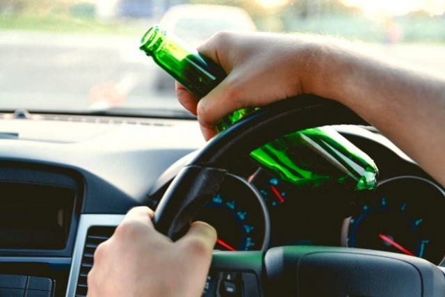 Uma pessoa foi presa por dirigir sob efeito de bebidas alcolicas em Goioer