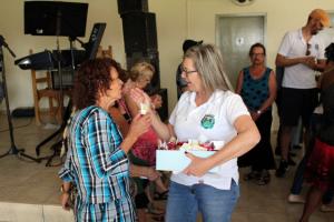 Assistncia Social de Goioer realizou homenagem ao Dia dos Avs