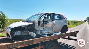 Rodovia entre Goioerê e Moreira Sales fica interditada após acidente com carreta